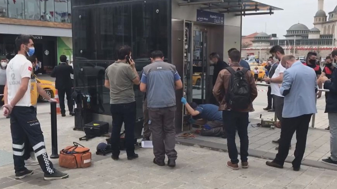 Taksim'de panik anları: Metro asansöründe mahsur kaldılar