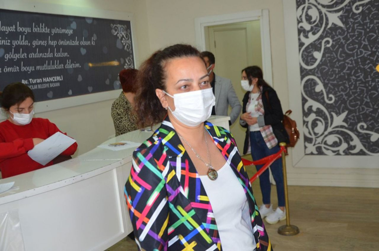 İstanbul'da evlenmek için kuyruğa girdiler - Resim: 3