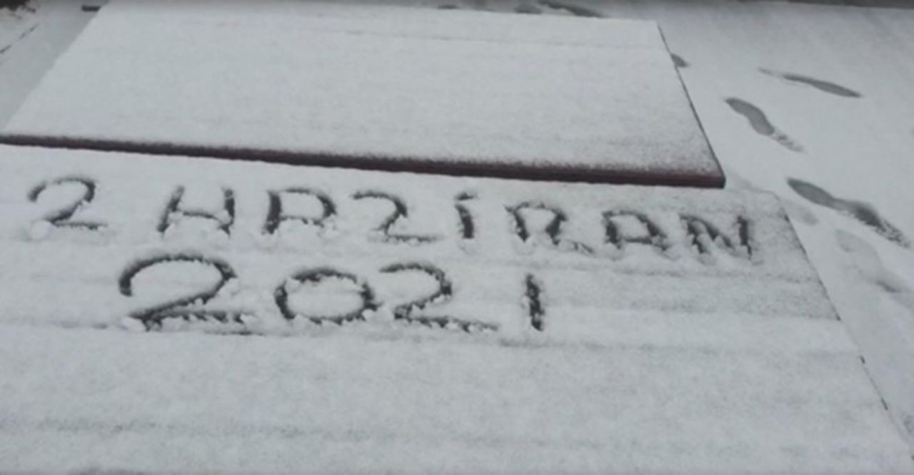 Uludağ'da yaz günü kar sürprizi - Resim: 1