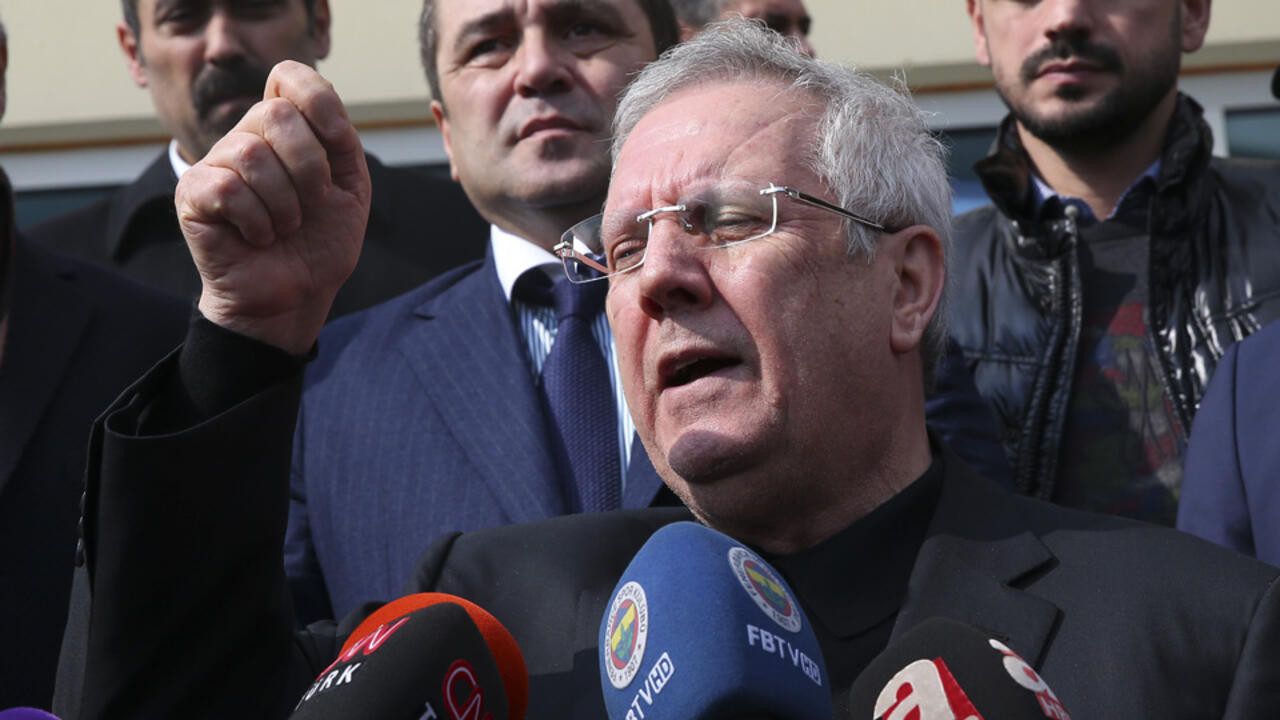 Aziz Yıldırım adaylık için kararını verdi