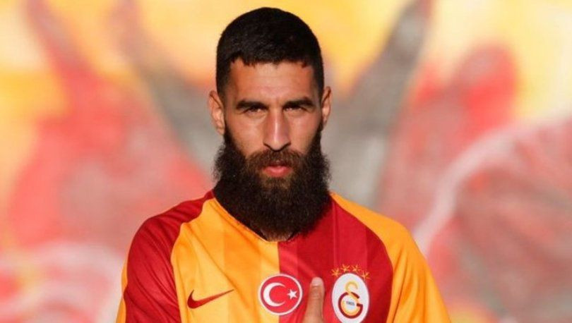 Emre Akbaba ile sözleşme imzalanıyor - Resim: 4