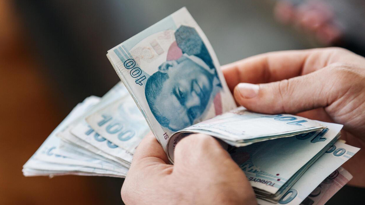 Kredi kullananlara faiz müjdesi: Faizini Bakanlık ödeyecek!