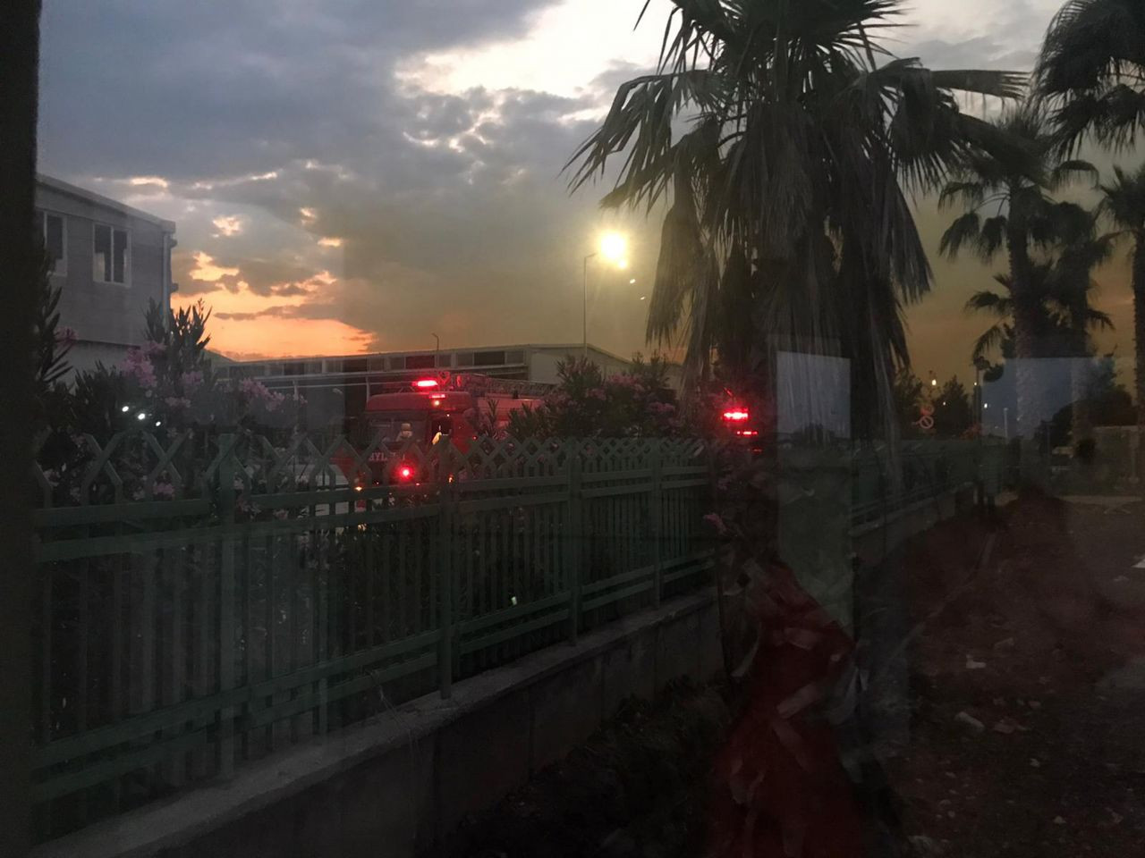 Antalya'da ''kimyasal'' alarm! Gökyüzü turuncuya boyandı - Resim: 4