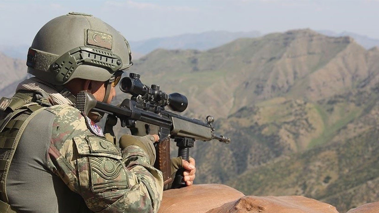 Askerlikle ilgili yeni düzenleme kabul edildi: İzne tabi olacak