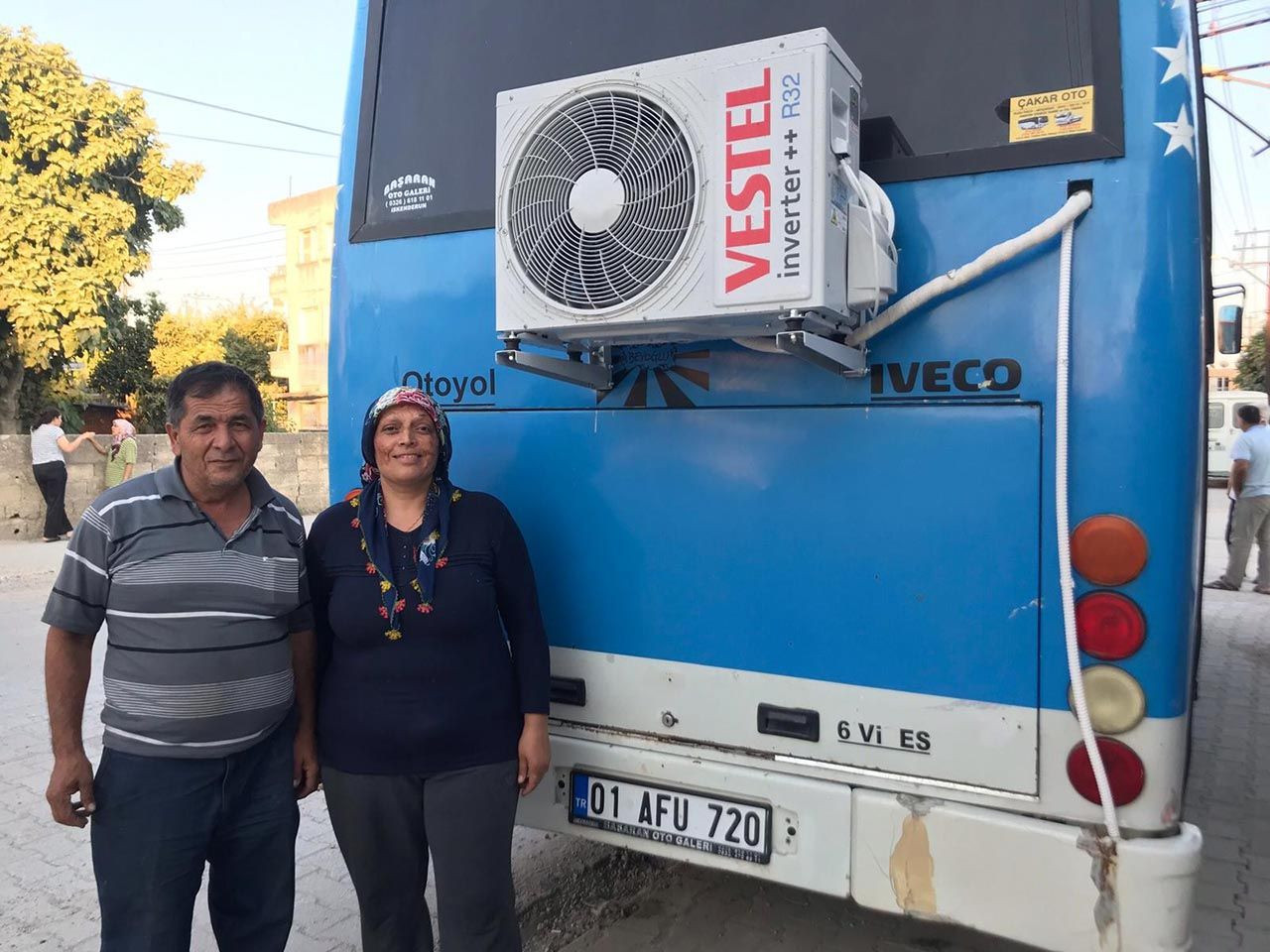 Bu otobüsü gören şaşıp kaldı! İçinde yok yok