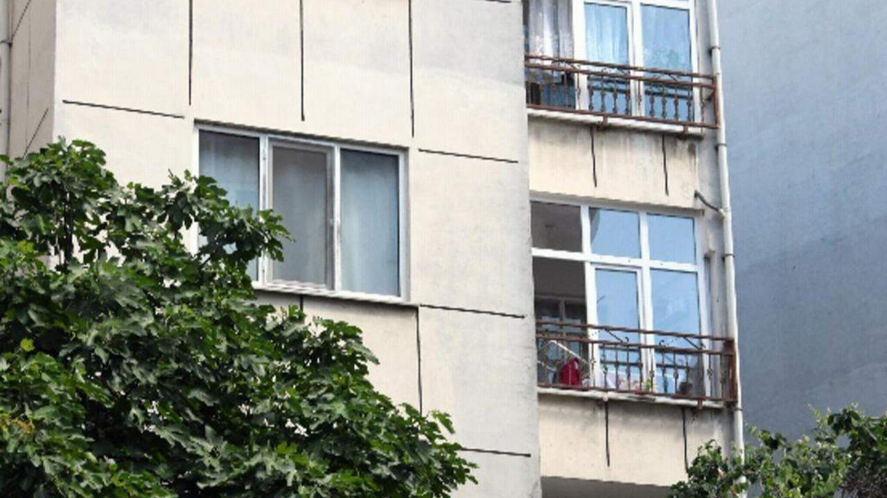 2 yaşındaki bebeğini camdan atan cani anneden kan donduran ifade