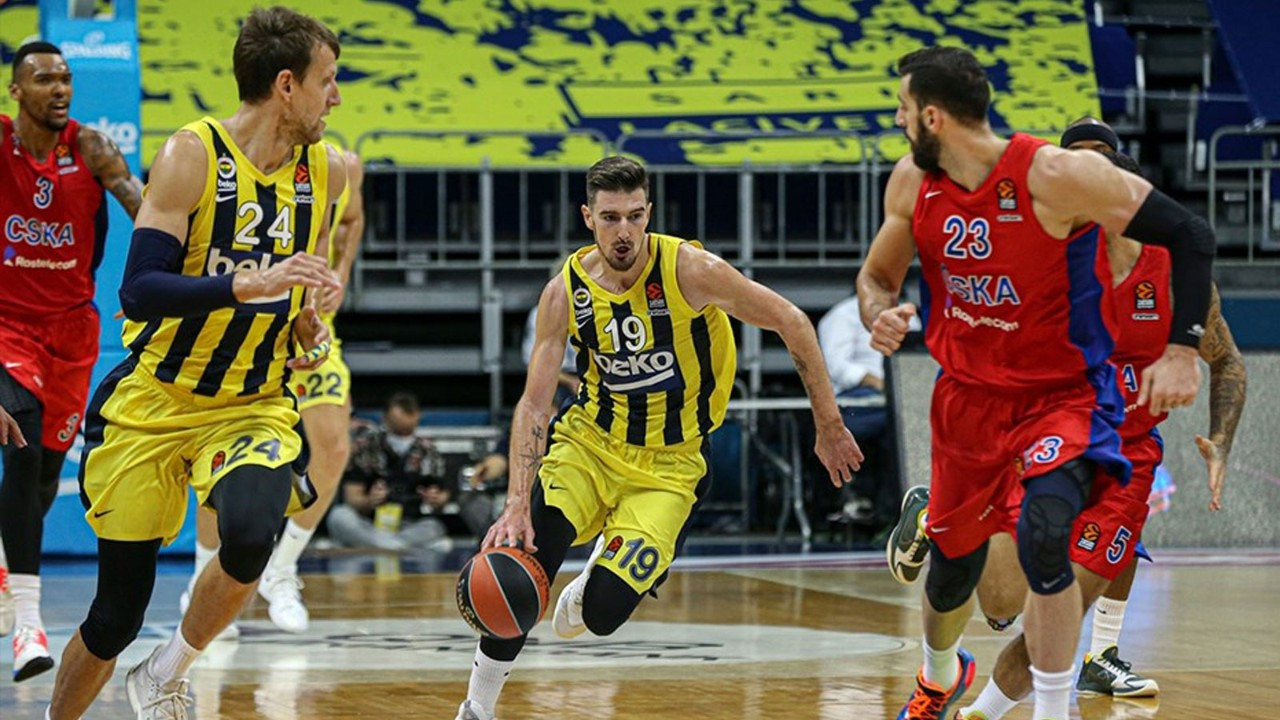Fenerbahçe transferde genç yıldıza imzayı attırdı