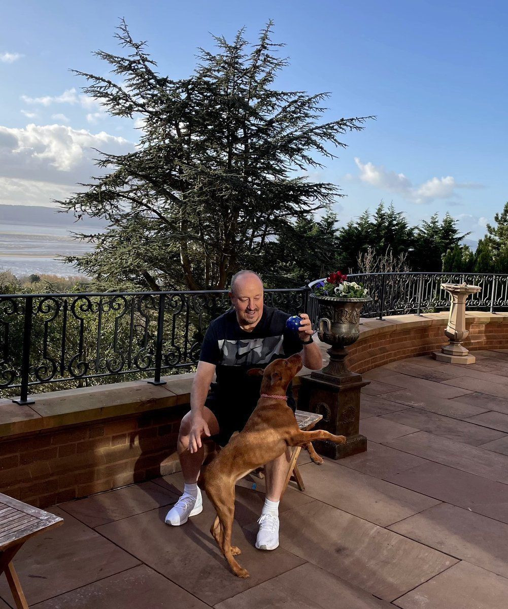 Rafael Benitez'e büyük şok