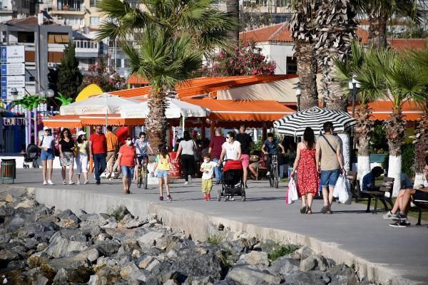 Türkiye'nin tatil cennetine akın: 1 günde 10 binden fazla araç geldi - Resim: 3