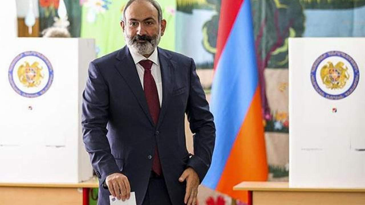 Ermenistan'daki parlamento seçimlerini, Paşinyan'ın partisi kazandı