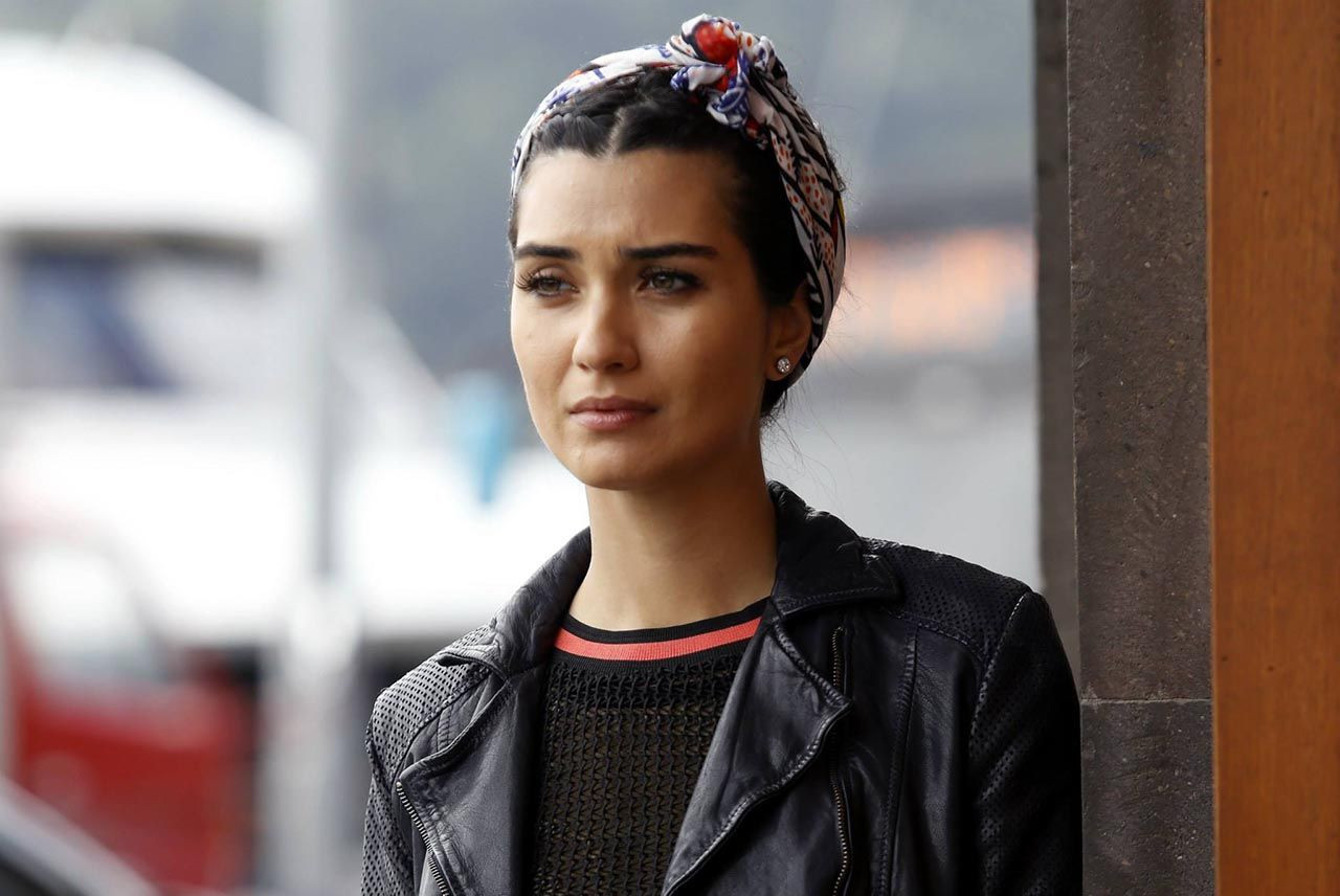 tuba büyüküstün series on netflix