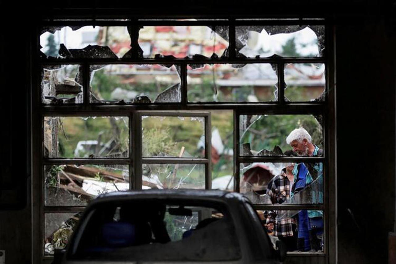 Çekya'da kasırga yıktı geçti: 5 ölü, 150 yaralı - Resim: 3