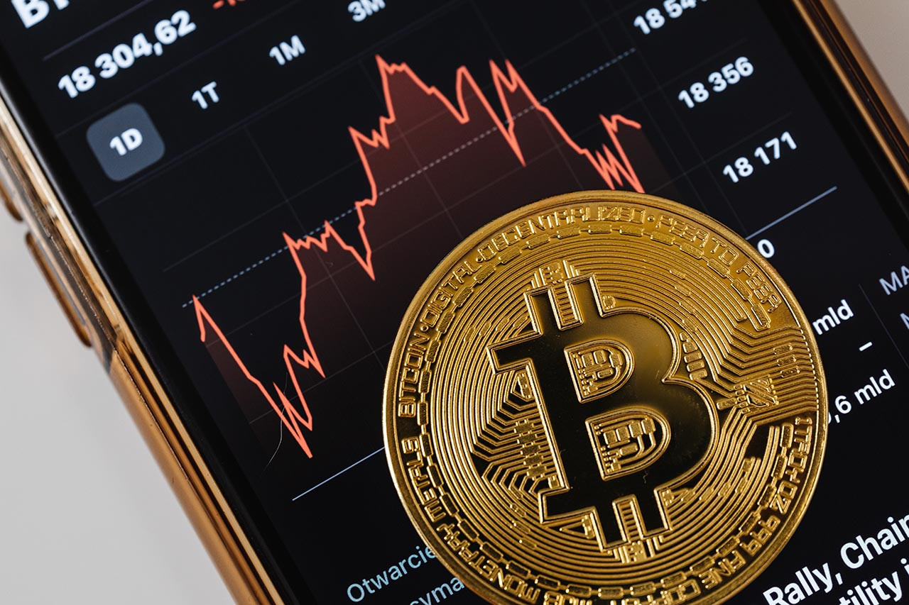 Kripto paralarda sert düşüş: Bitcoin 40 bin doların altını gördü
