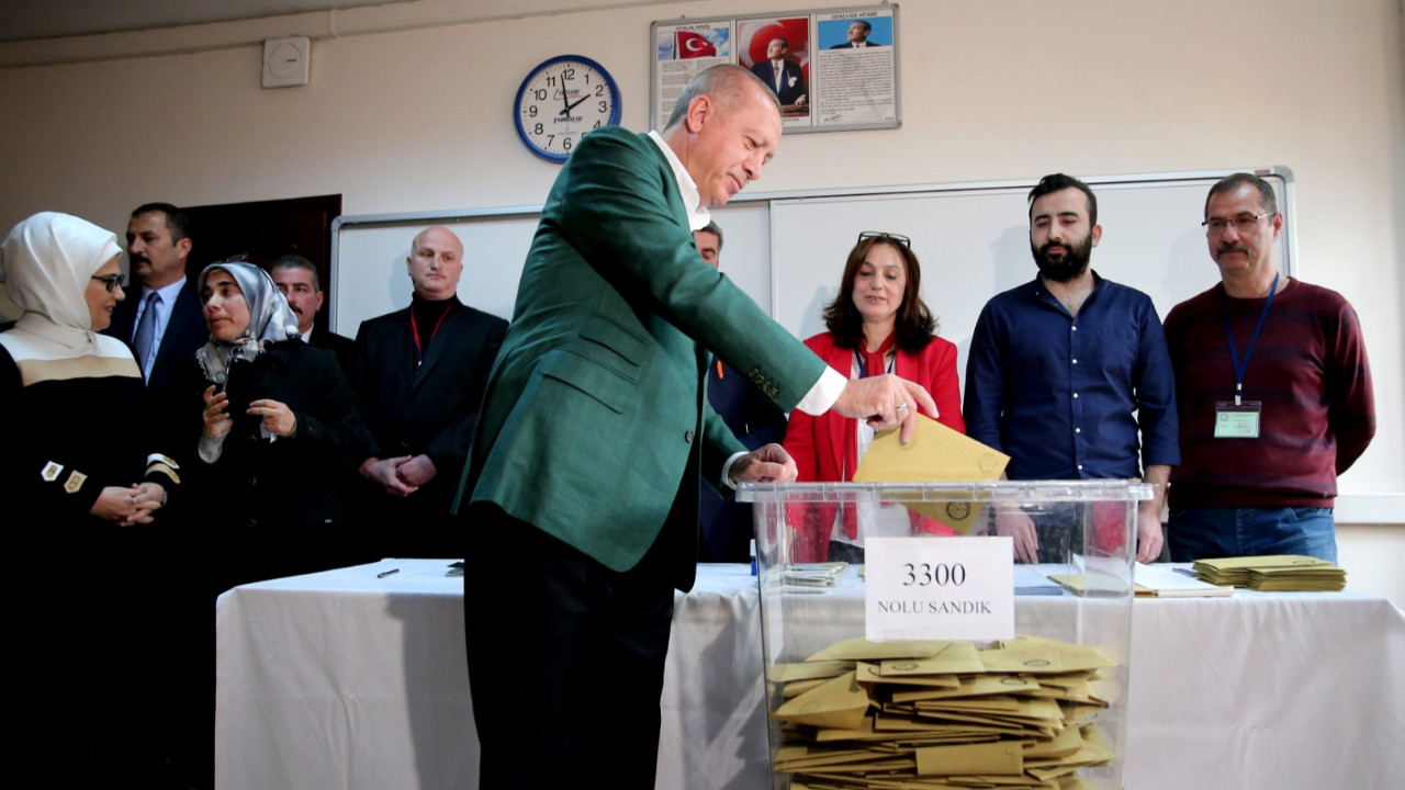 Son ankette AK Parti'nin ''kemik seçmeni'' için olay yaratacak sonuç