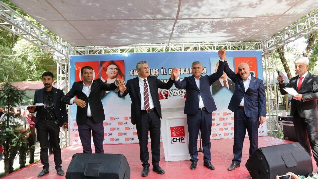 AK Parti'den aday olmuştu... 2 bin 500 kişiyle CHP'ye geçti