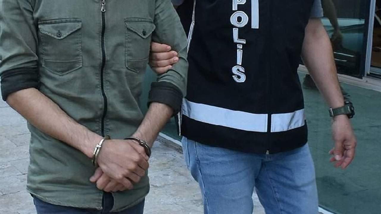 Gri kategoride aranan terörist İstanbul'da yakalandı