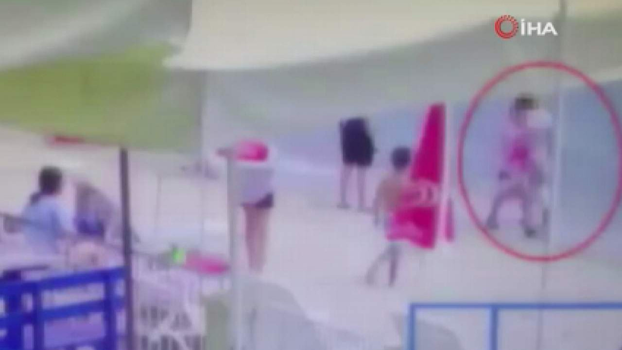 Plajın ''jet hırısızı'' önce kameraya sonra polise yakalandı