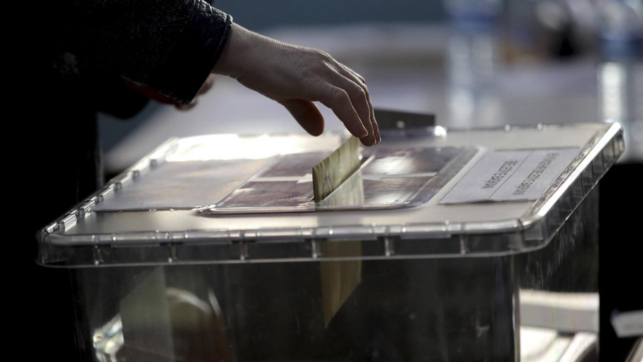 Son seçim anketi canlı yayında açıklandı: Cumhur İttifakı'na çifte şok!