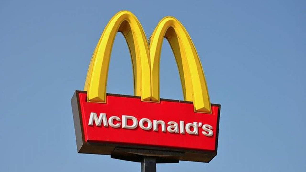 McDonald's'ı bile kriz vurdu! Menüler küçülüyor!