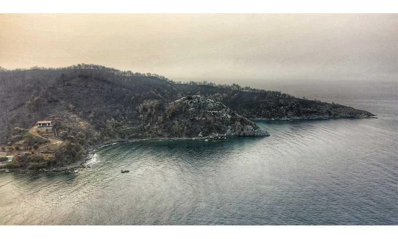 Bodrum'da cehenneme dönen cennet böyle görüntülendi: Kara tepeler ve kül!