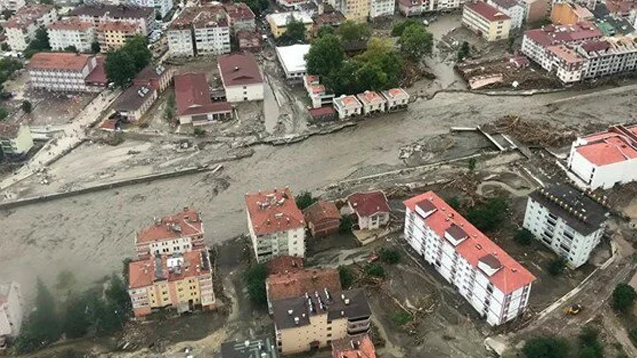 Sel felaketi sonrası Bozkurt'ta kaymakam değişti