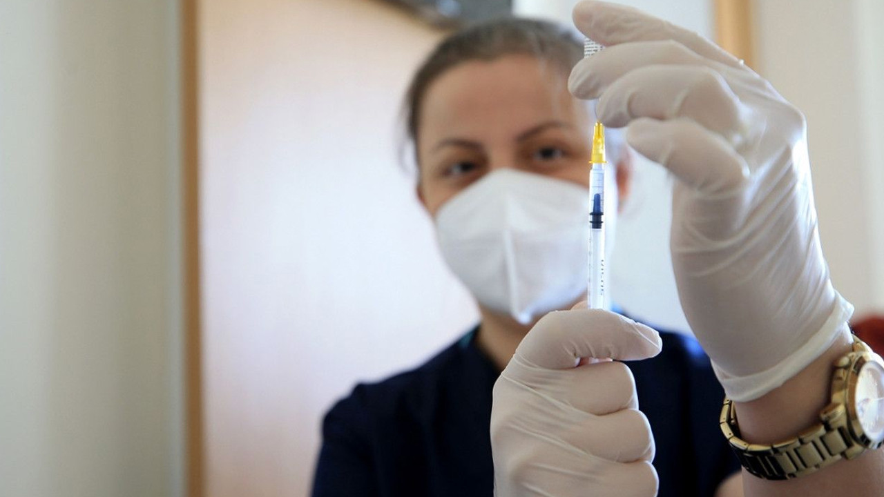 Sağlık Bakanlığı'ndan geri adım: Aşı randevuları iptal edildi