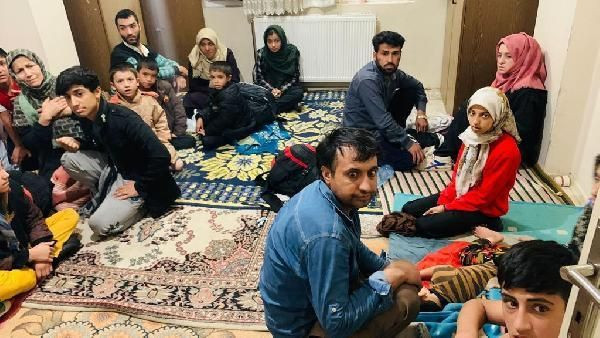 İki daireden 115 kaçak göçmen çıktı