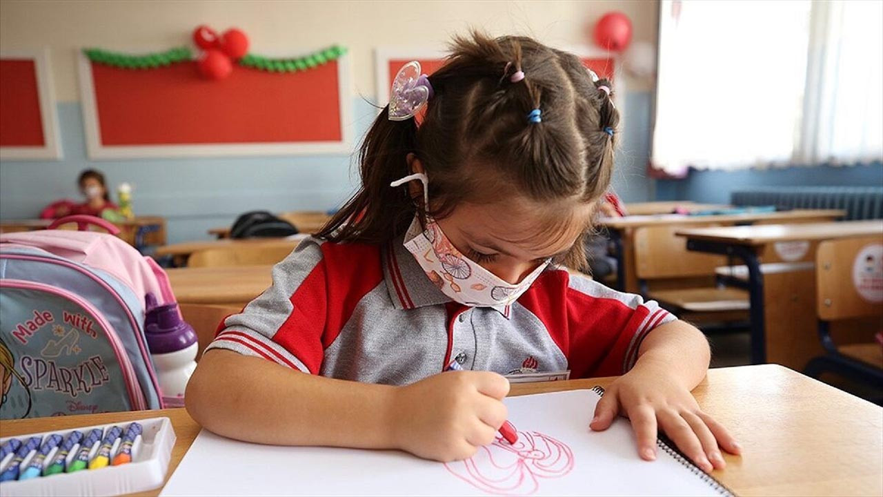 Yandaş medyadan velilerin zam isyanına zihni sinir çözüm