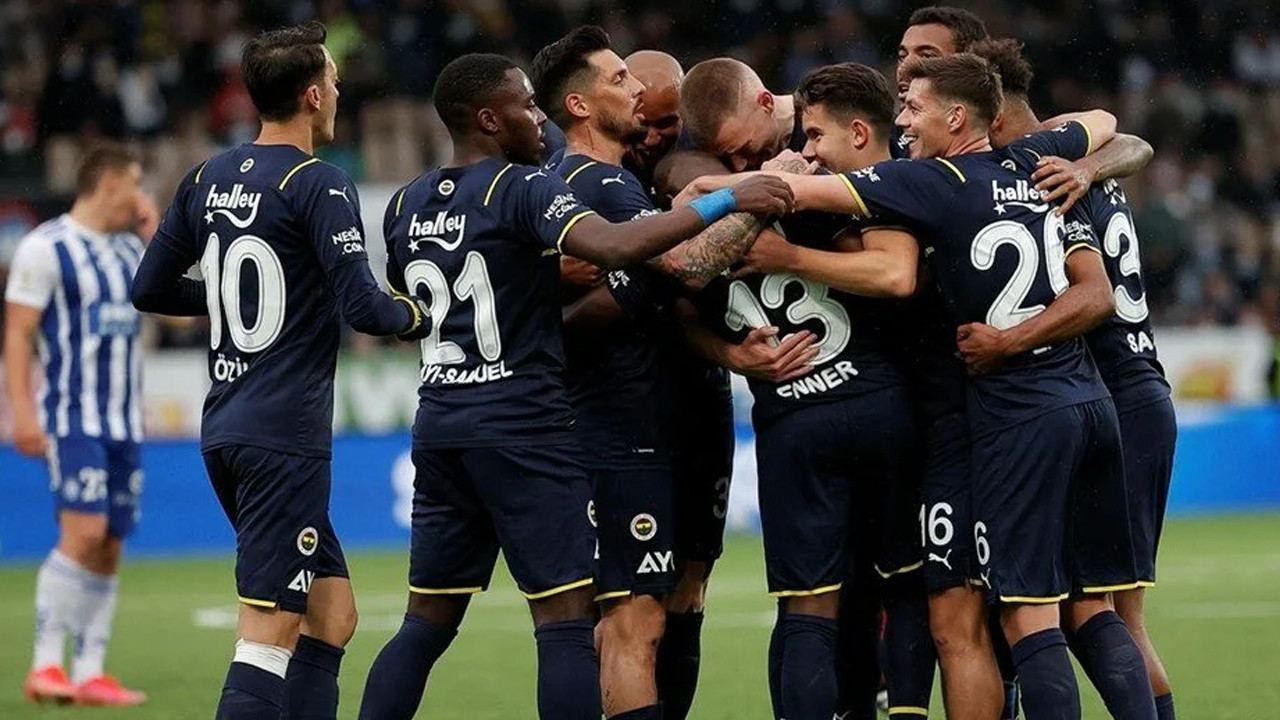 Fenerbahçe'den bol gollü galibiyet: UEFA Avrupa Ligi'nde gruplardayız