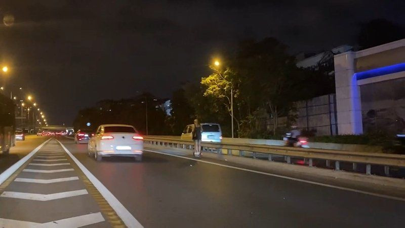 İstanbul'da akılalmaz anlar: 2 genç kız E-5’i karıştırdı! - Resim: 3
