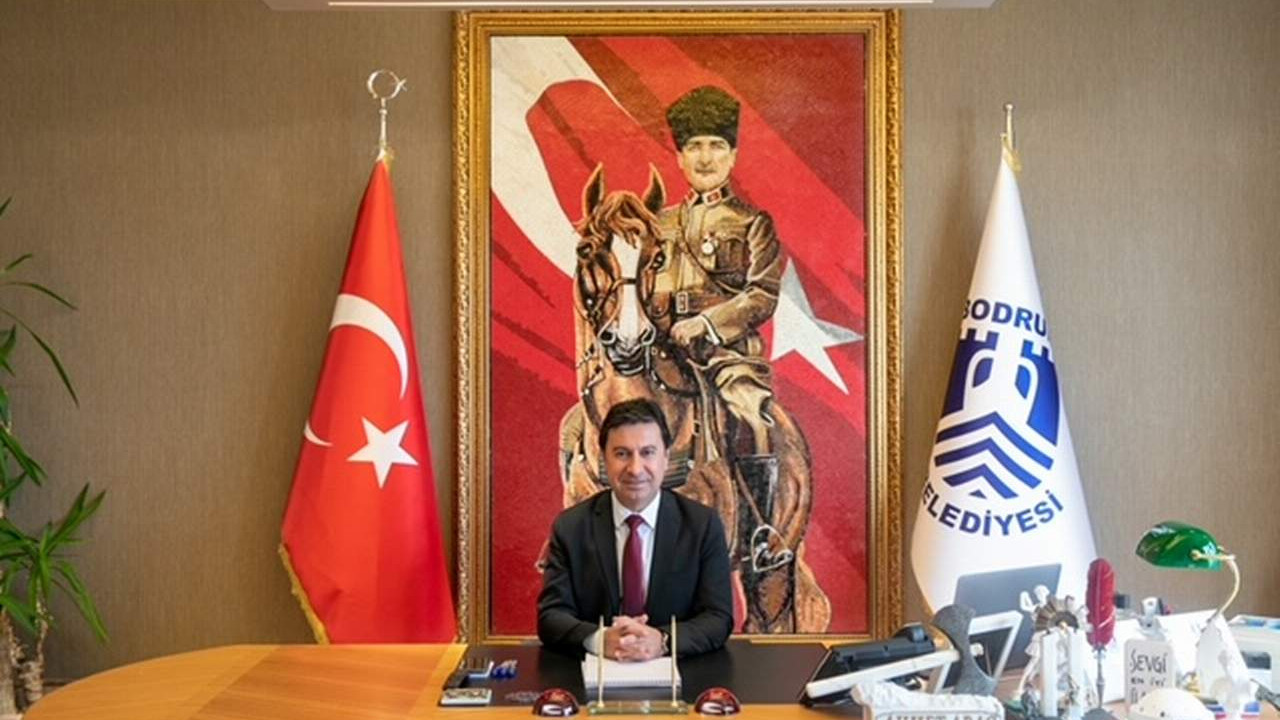 Bodrum Belediye Başkanı Ahmet Aras'tan 30 Ağustos Zafer Bayramı mesajı