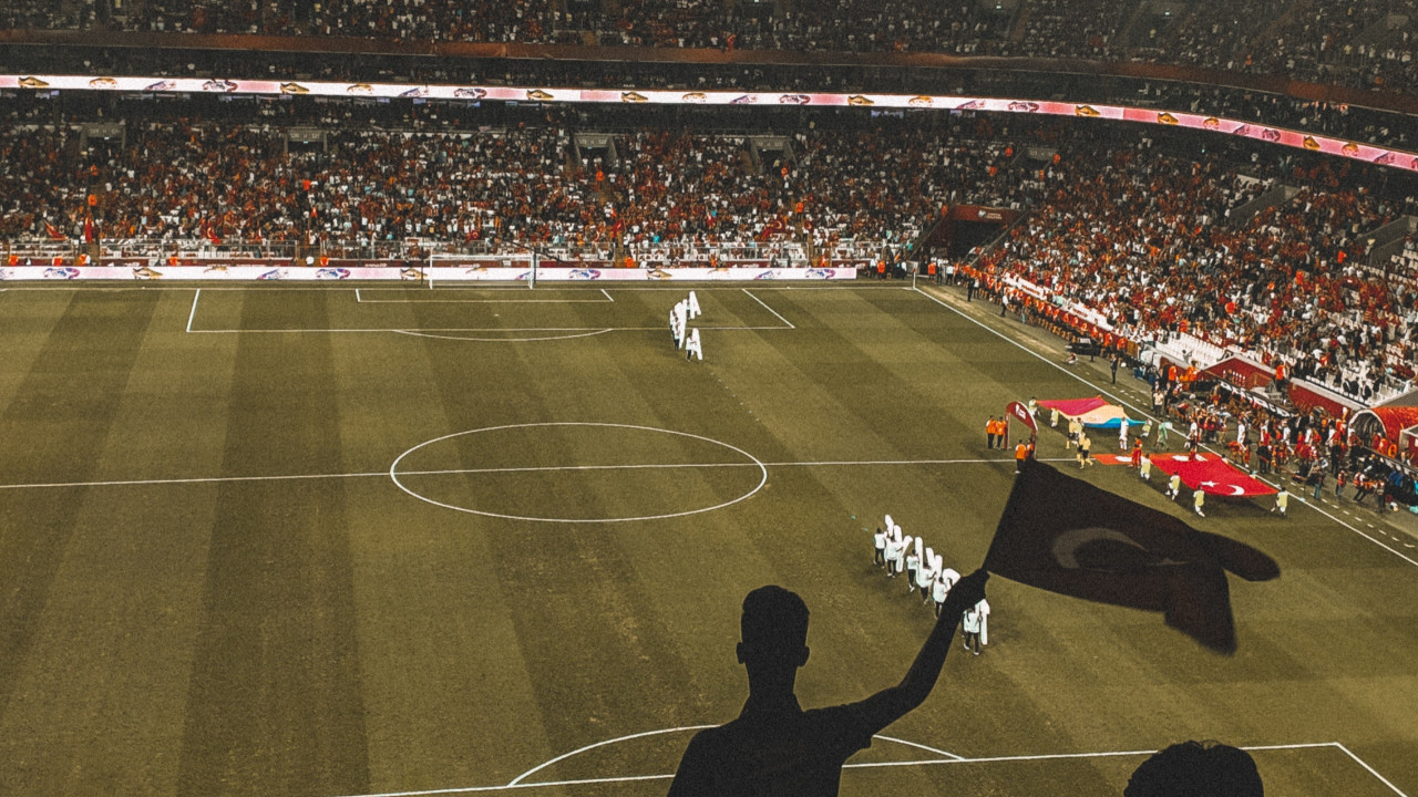 İçişleri'nden futbol maçlarındaki seyircilerle ilgili ek genelge