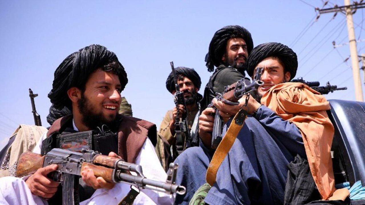 Taliban sonrası okullar böyle açıldı - Resim: 1