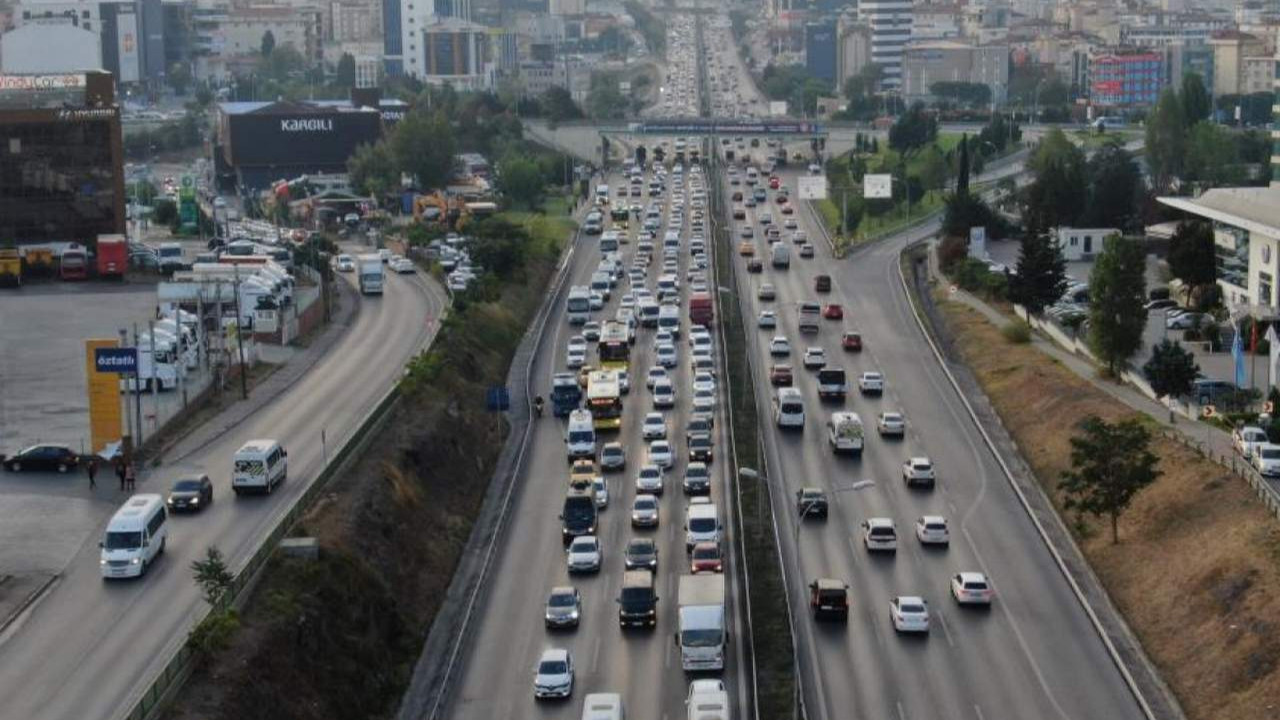 İstanbul'da trafik yoğunluğu yüzde 60'ı gördü