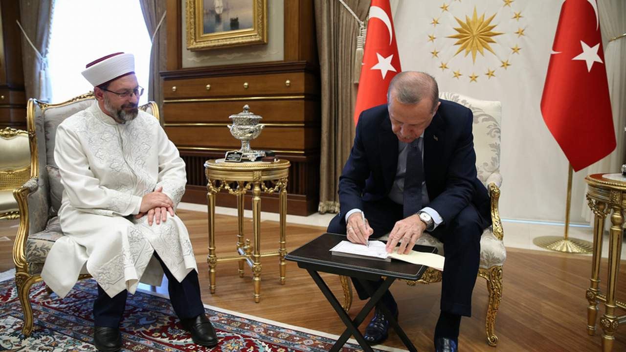 Diyanet'ten fahiş fiyat hutbesi