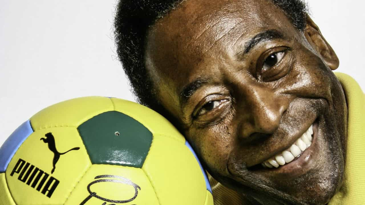 Pele yoğun bakıma alındı