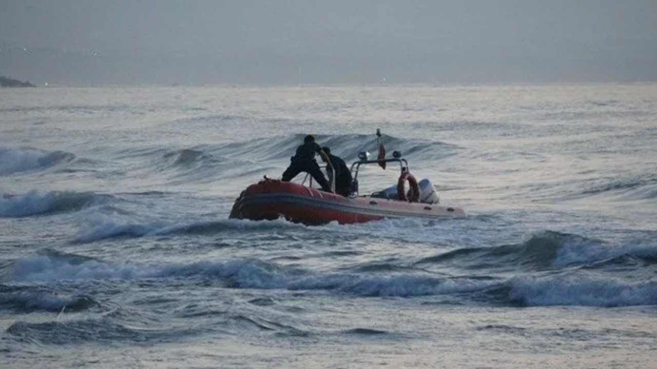 Zonguldak'ta denize giren bir genç kayboldu