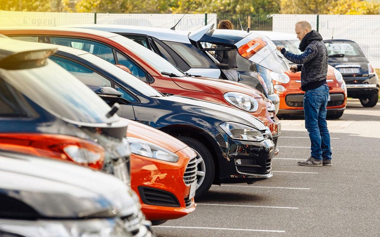 İkinci el otomobillere 24 saate gelen zam ''pes'' dedirtti