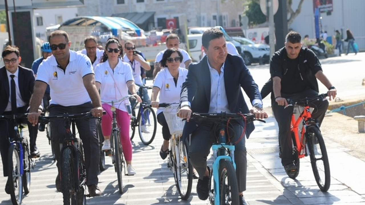 Başkan Aras da Avrupa Hareketlilik Haftası'nda pedal çevirdi