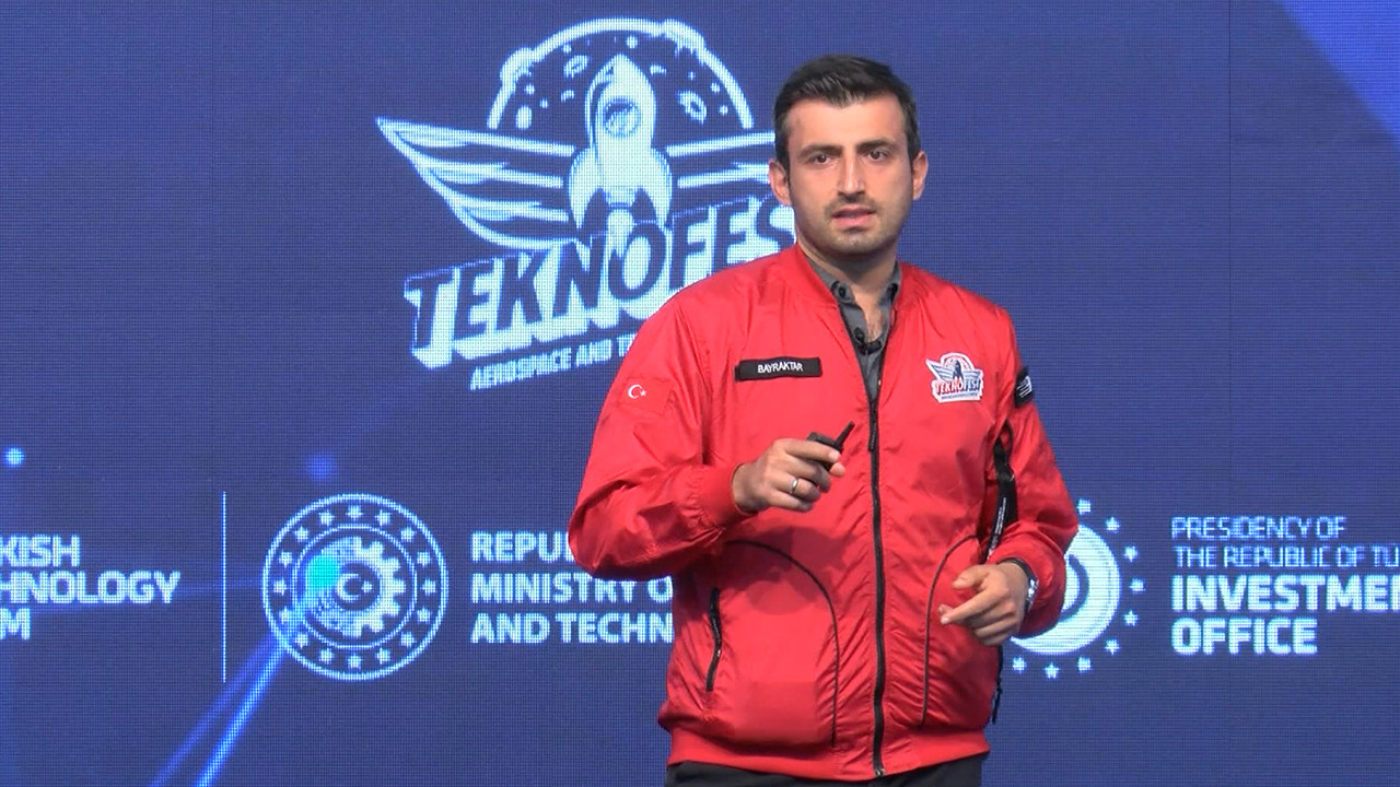 TEKNOFEST'e damga vuran sözler: ''Uçan arabalar herkesi pilot yapacak''