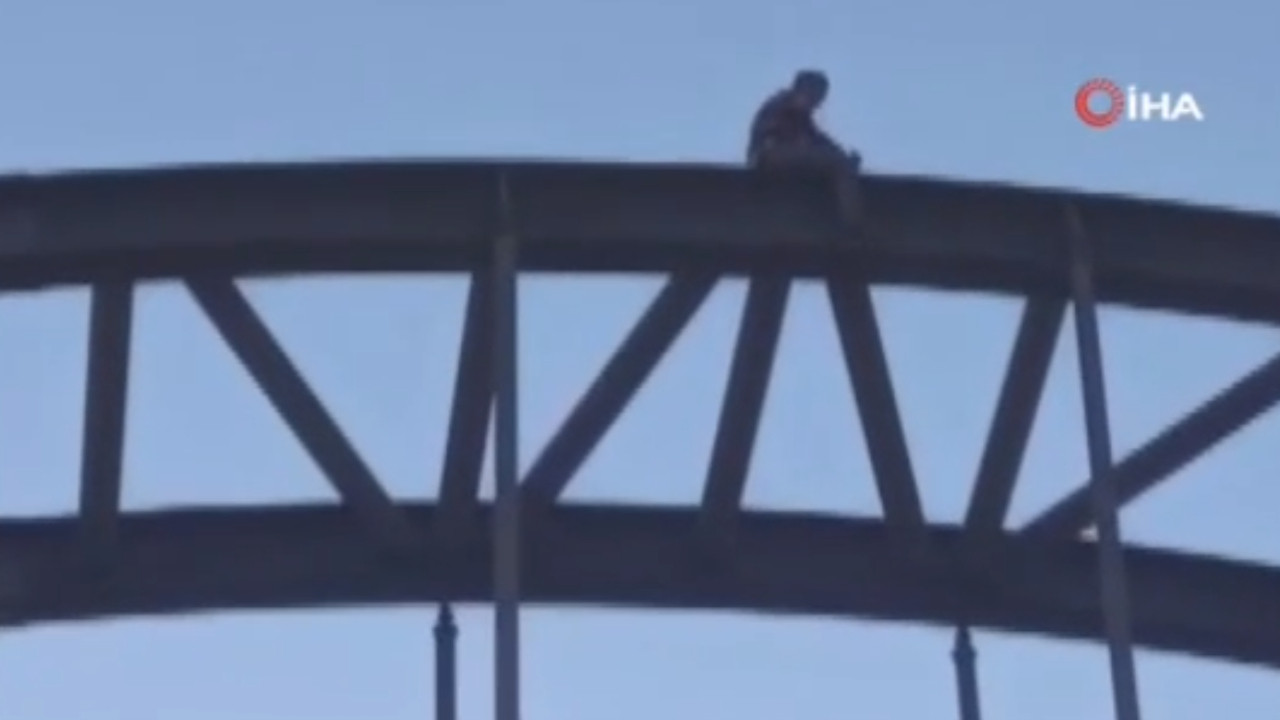 17 yaşındaki genç köprüden atlayarak intihar etti