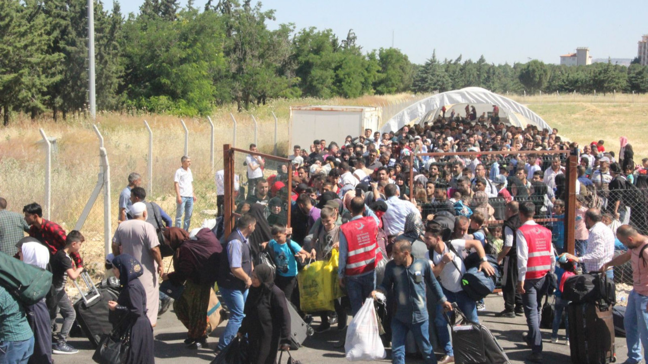 Suriye'den Suriyelilere ''ülkenize dönün'' çağrısı