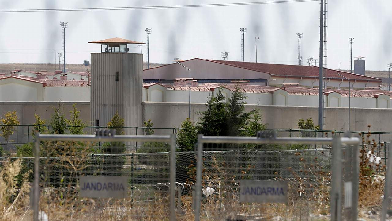 Cezaevlerinde her şey sil baştan; tüm kurallar değişti