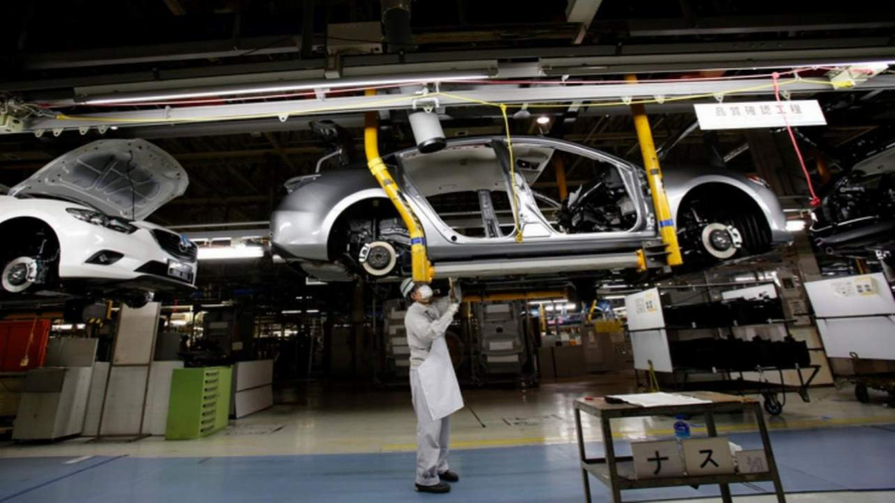 Japon otomotiv devi de üretimini durdurdu