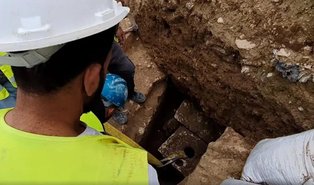 2700 yıl öncesine ait ''lüks'' tuvalet bulundu - Resim: 1