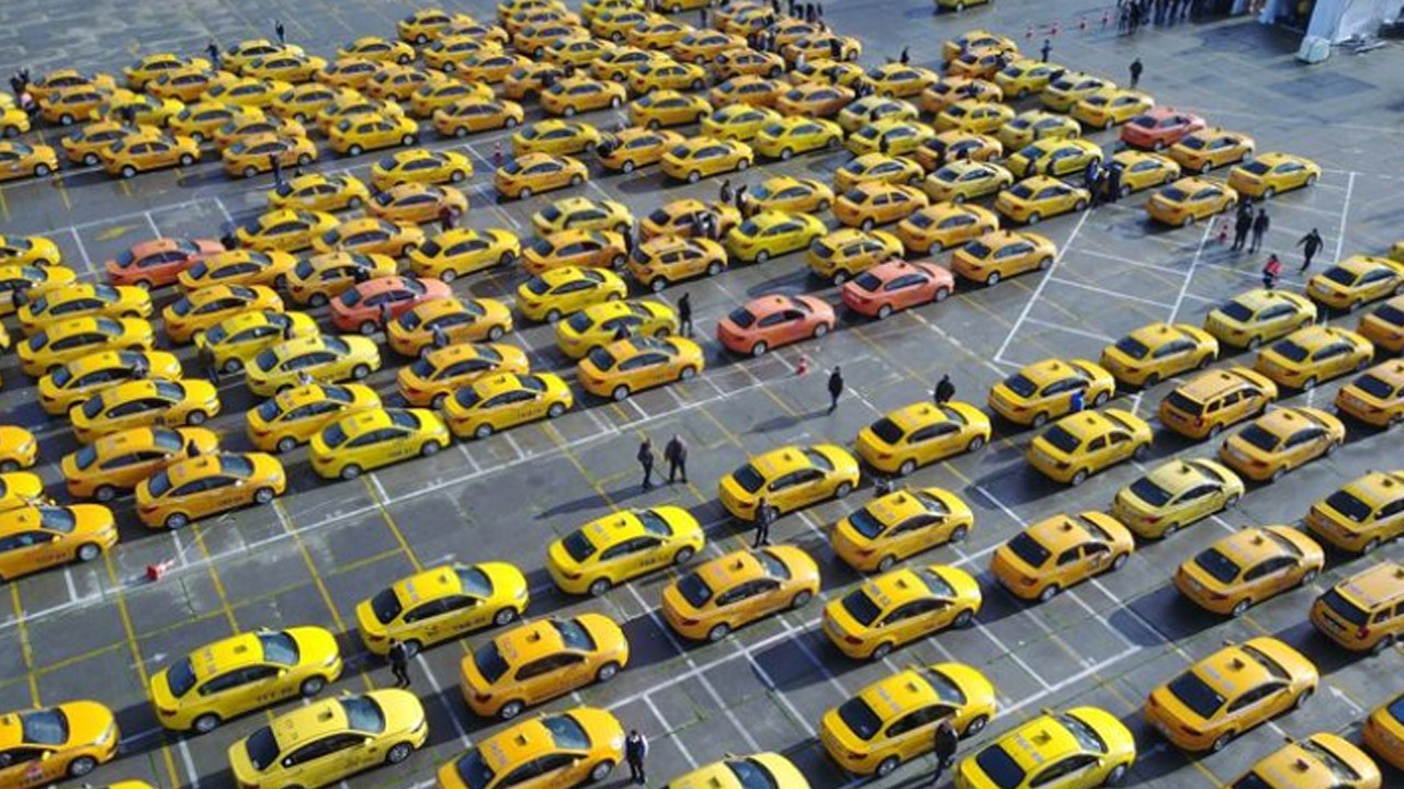 İstanbul'daki taksi krizi dünya basınında