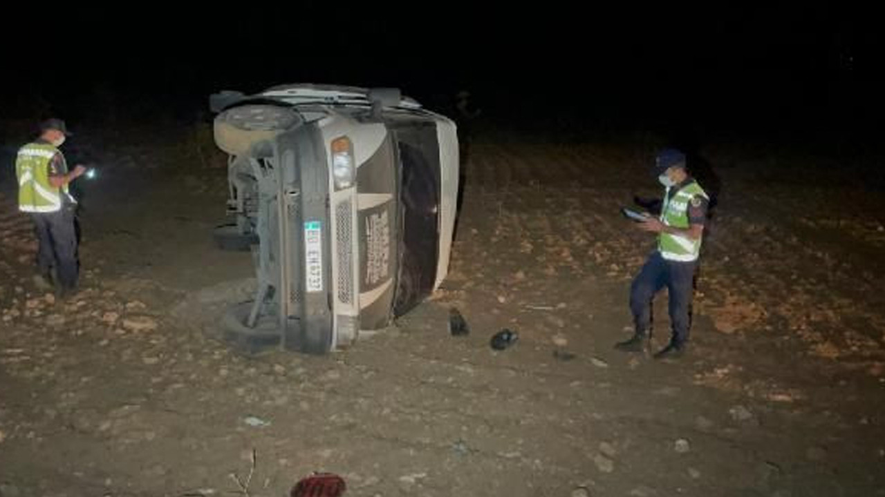 Şanlıurfa'da öğrenci servisi devrildi: 1 ölü, 5 yaralı