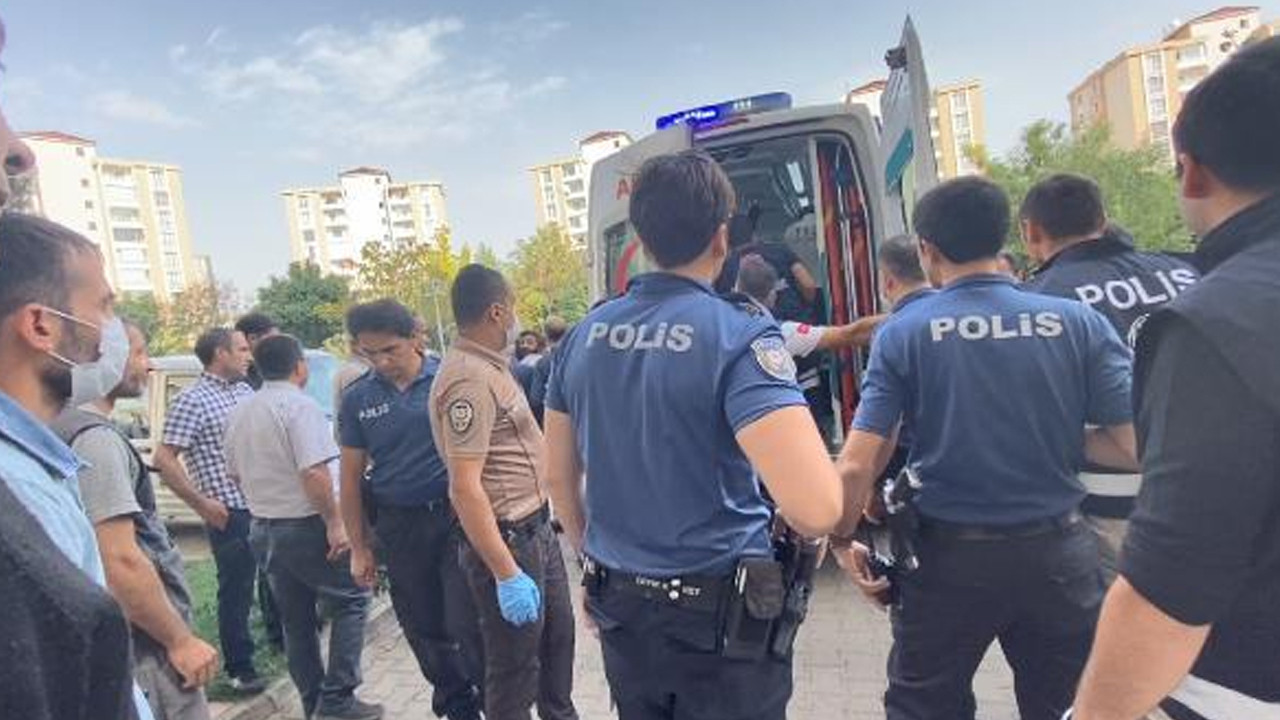 İçki masasında dehşet! Önce işçisini öldürdü, sonra karısına ateş açtı