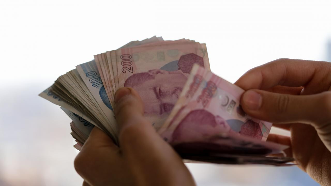 Türk Lirası'ndaki değer kaybı ''onlara'' yaradı