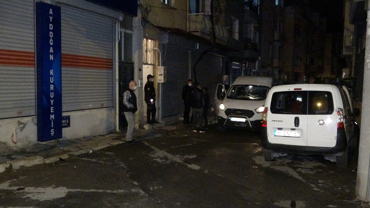 İzmir'de sır olay! Evinde kanlar içinde ölü bulundu